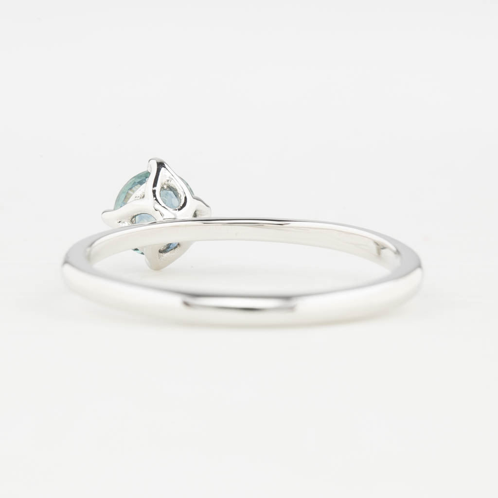 Alice Ring, 0.60ct Montana Sapphire