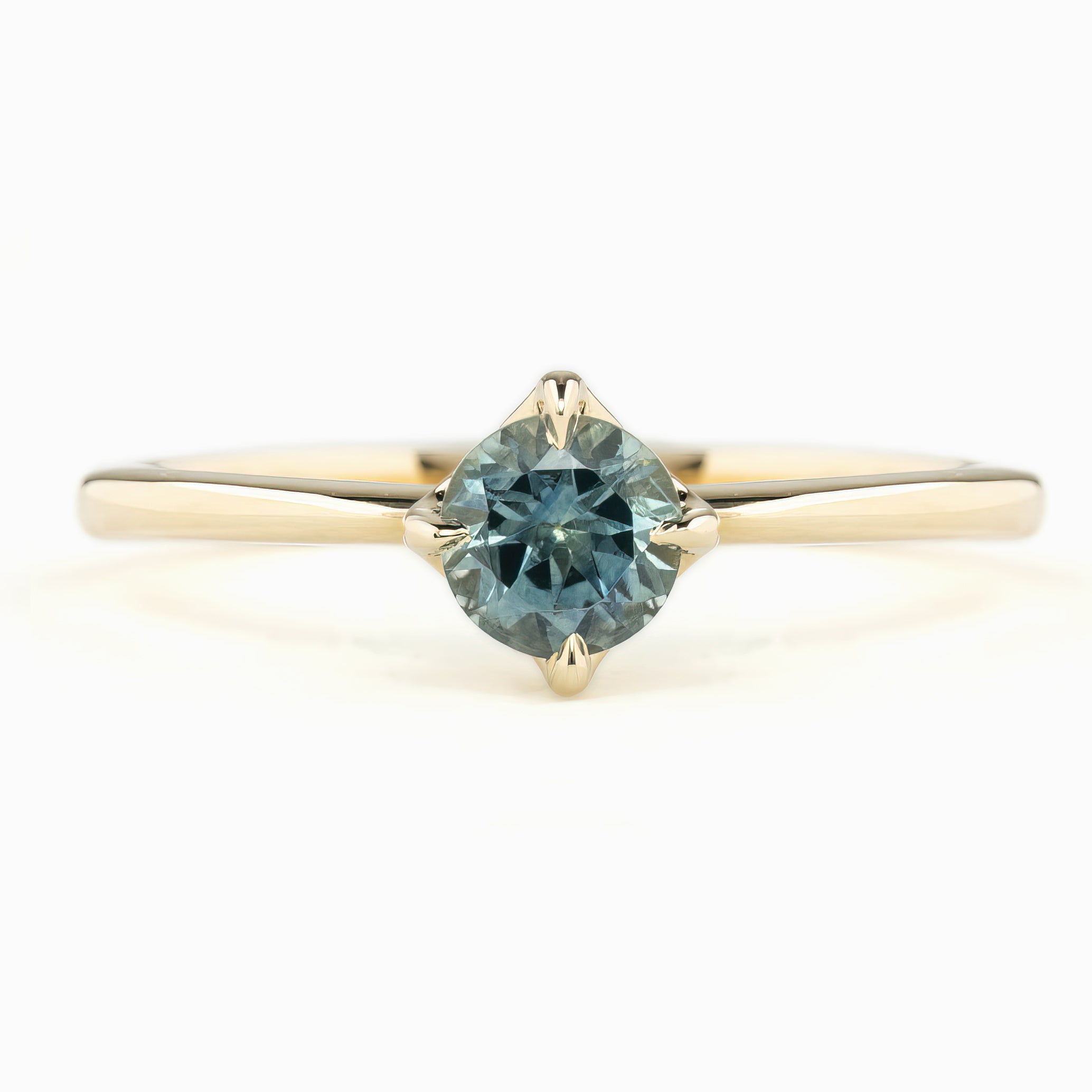 Alice Ring, 0.60ct Montana Sapphire