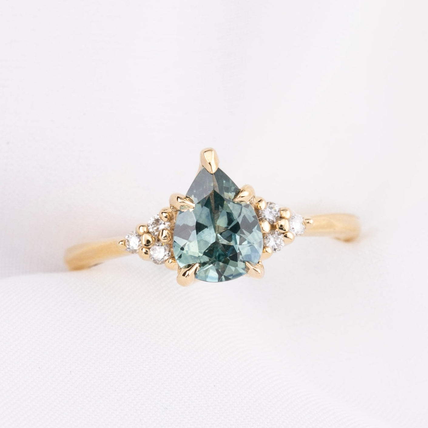 Teresa Ring 1.16ct Montana Sapphire