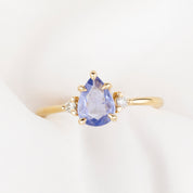 【即日配送】エミリーリング ・0.60ct・非加熱マダガスカル産ライトブルーサファイア・K14YG