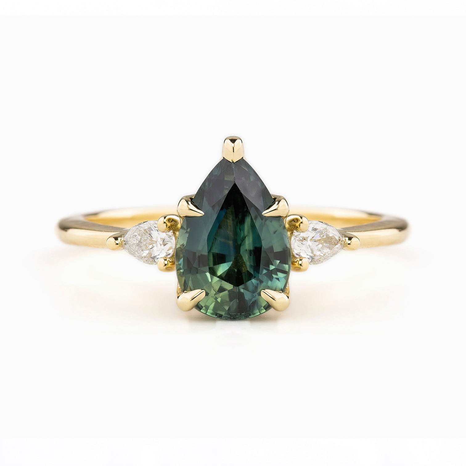 Olivia Setting (Pear cut)