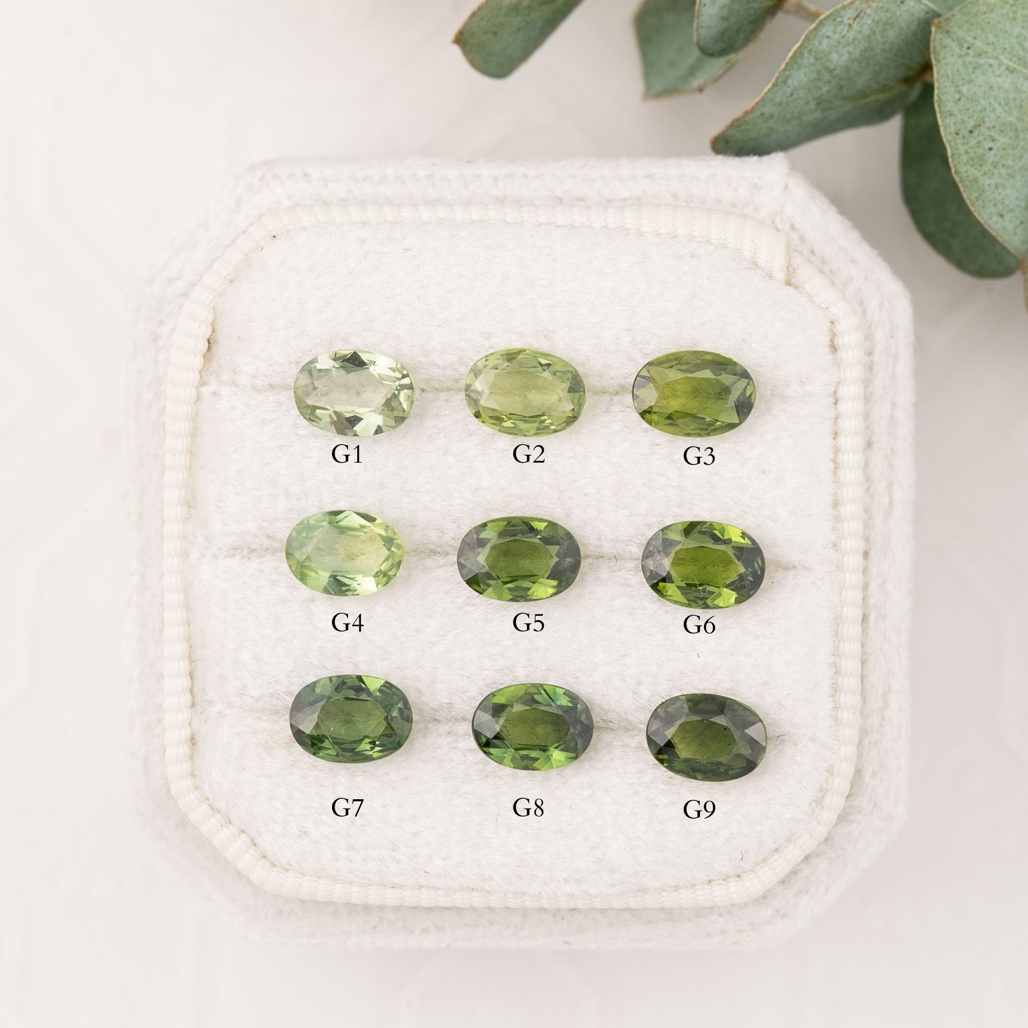 0.70ct Calibrated Oval Green Sapphire (7x5mm) CS340