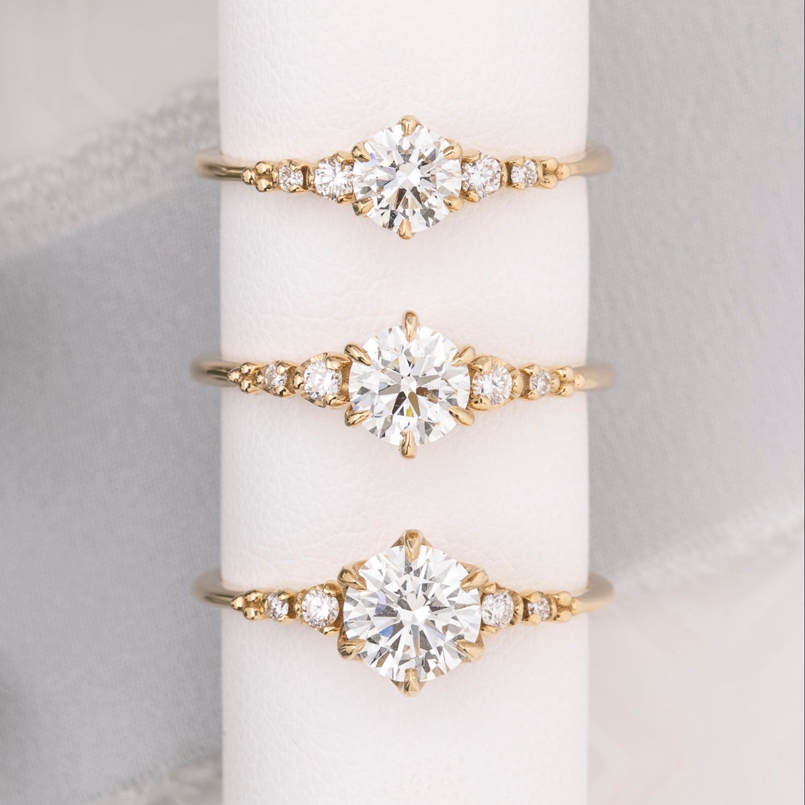 Top:5mm0.5ct,Middle:5.5mm0.7ct,Bottom:6.5mm1ct