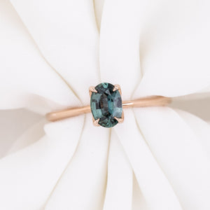 Sara Ring, 0.74ct Madagascar Sapphire, oval shape gemstone