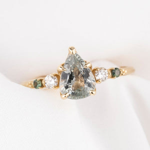 【一点物】エステルリュックスリング ・1.5ct・非加熱マダガスカル産ライトグリーンサファイア・K14YG