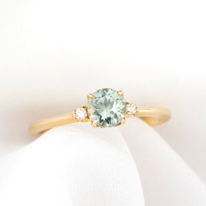 【一点物】ソフィアリング ・0.83ct・モンタナ産アクアブルーグリーンサファイア・K14YG