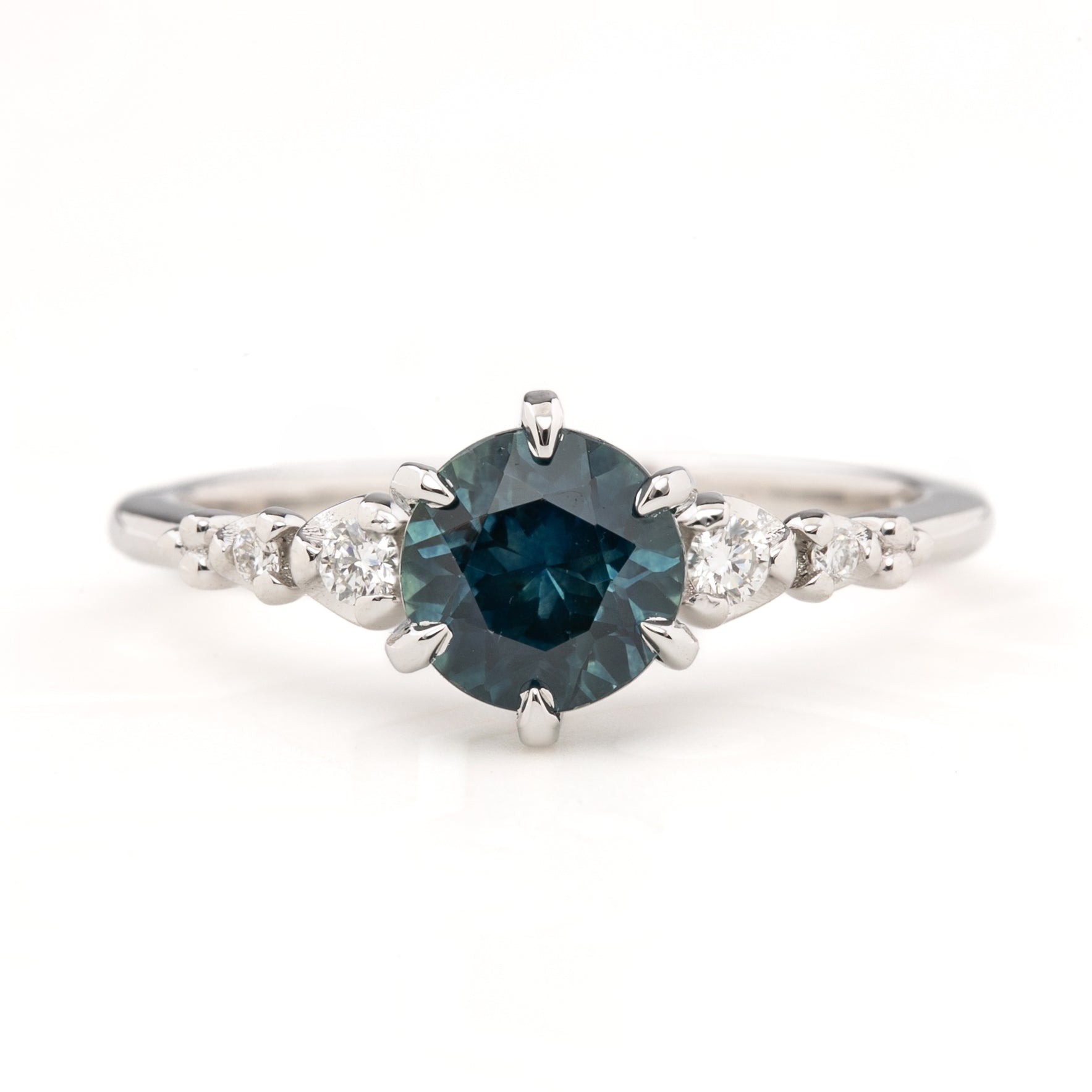 Estel Fleur Ring, 1.42ct Montana Sapphire