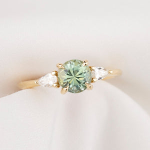 Olivia Ring, Green Sapphire