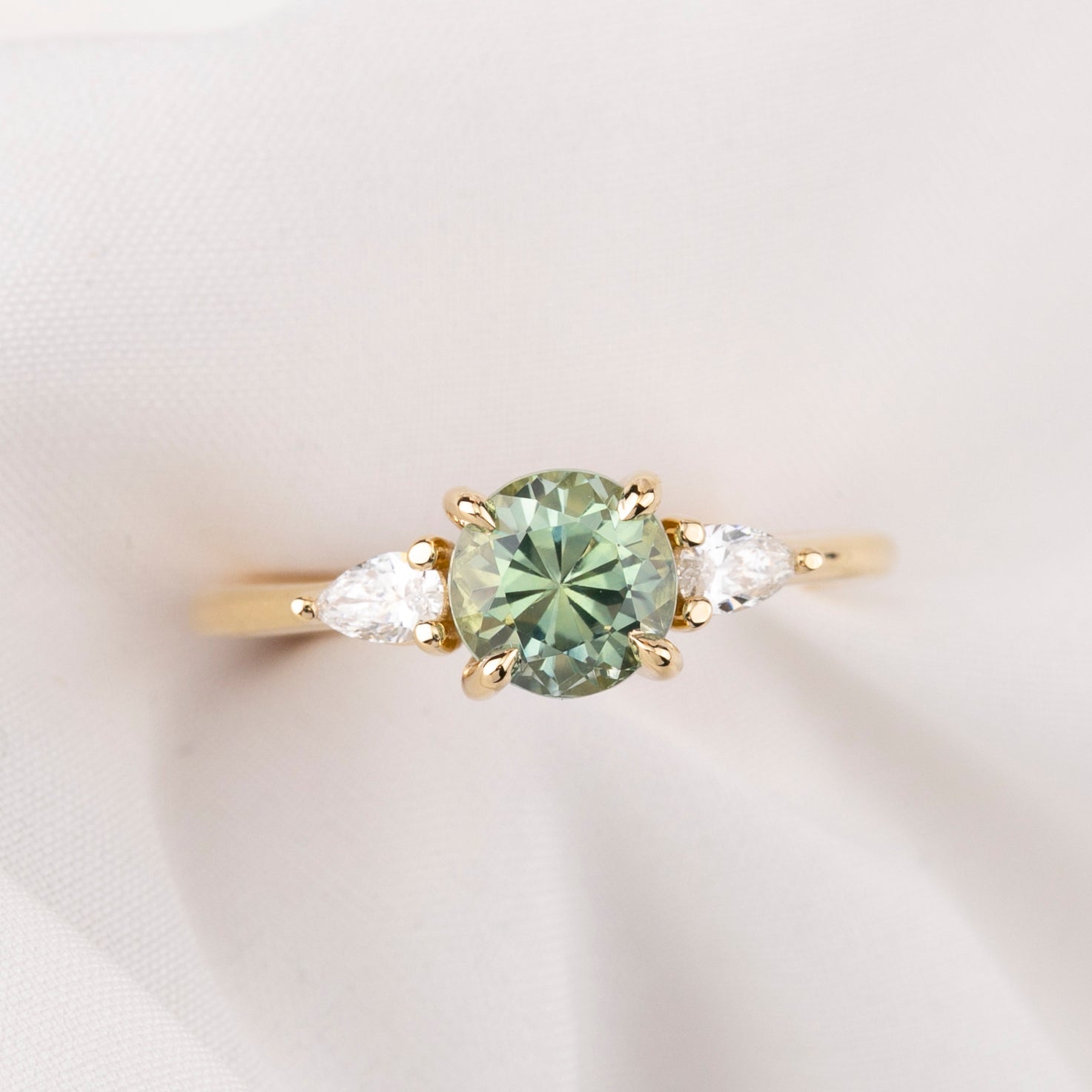 【一点物】オリヴィアリング ・1.38ct・加熱モンタナ産ブルーグリーンサファイア・K14YG