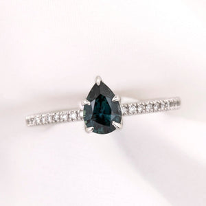 Maria Ring, 0.81ct Madagascar Sapphire
