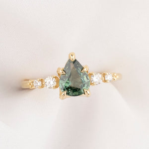 Estel Fleur Ring, 1.20ct Madagascar Sapphire
