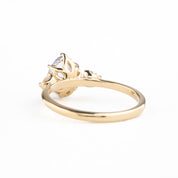 Ayana Ring, 1.30ct Blue Srilanka Sapphire