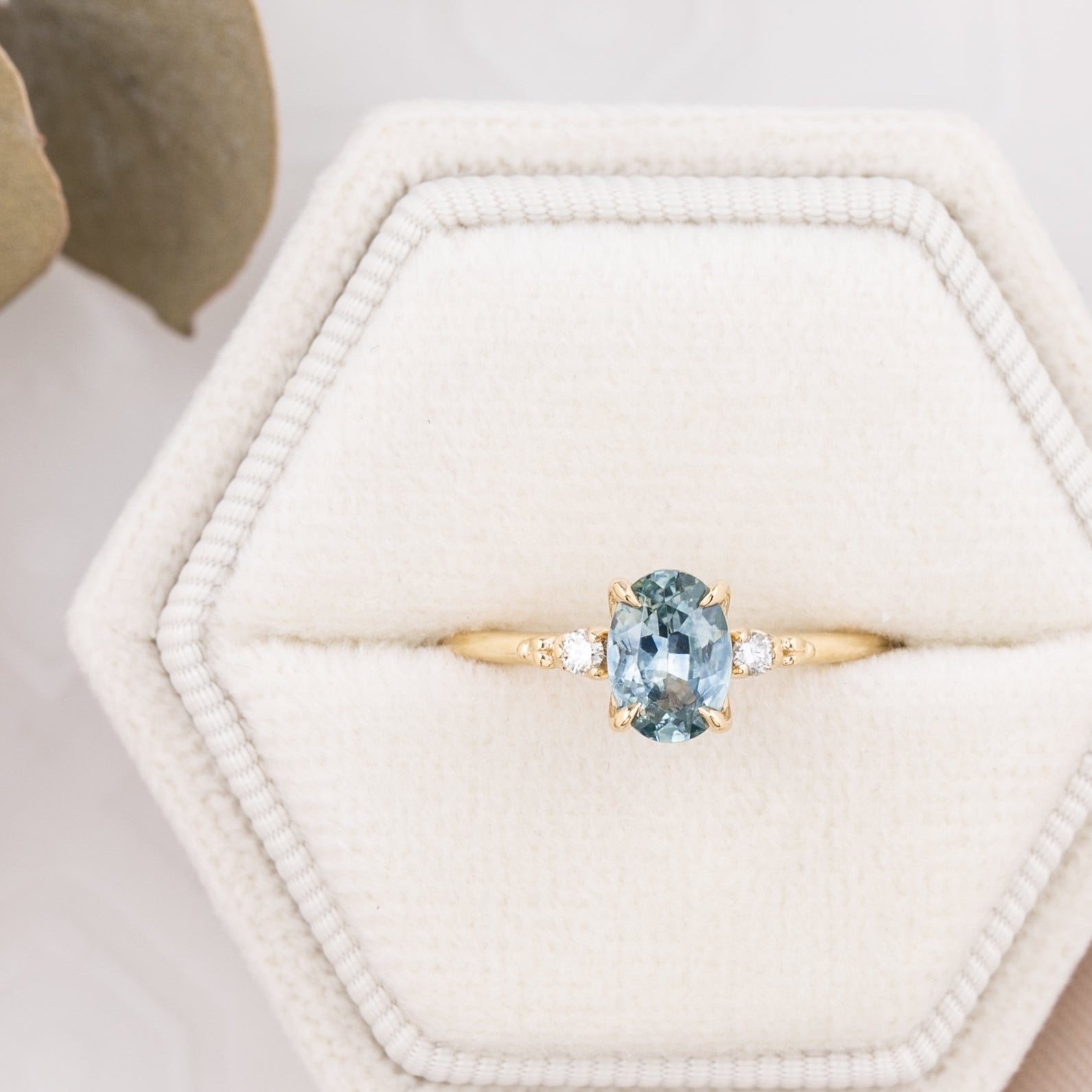 Estel Fleur Ring, 1.29ct Montana Sapphire, oval shape gemstone