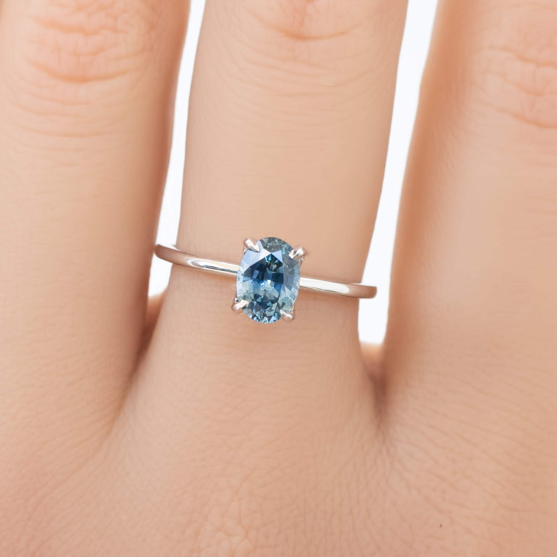 Sara Ring, 1.06ct Montana Sapphire, oval shape gemstone