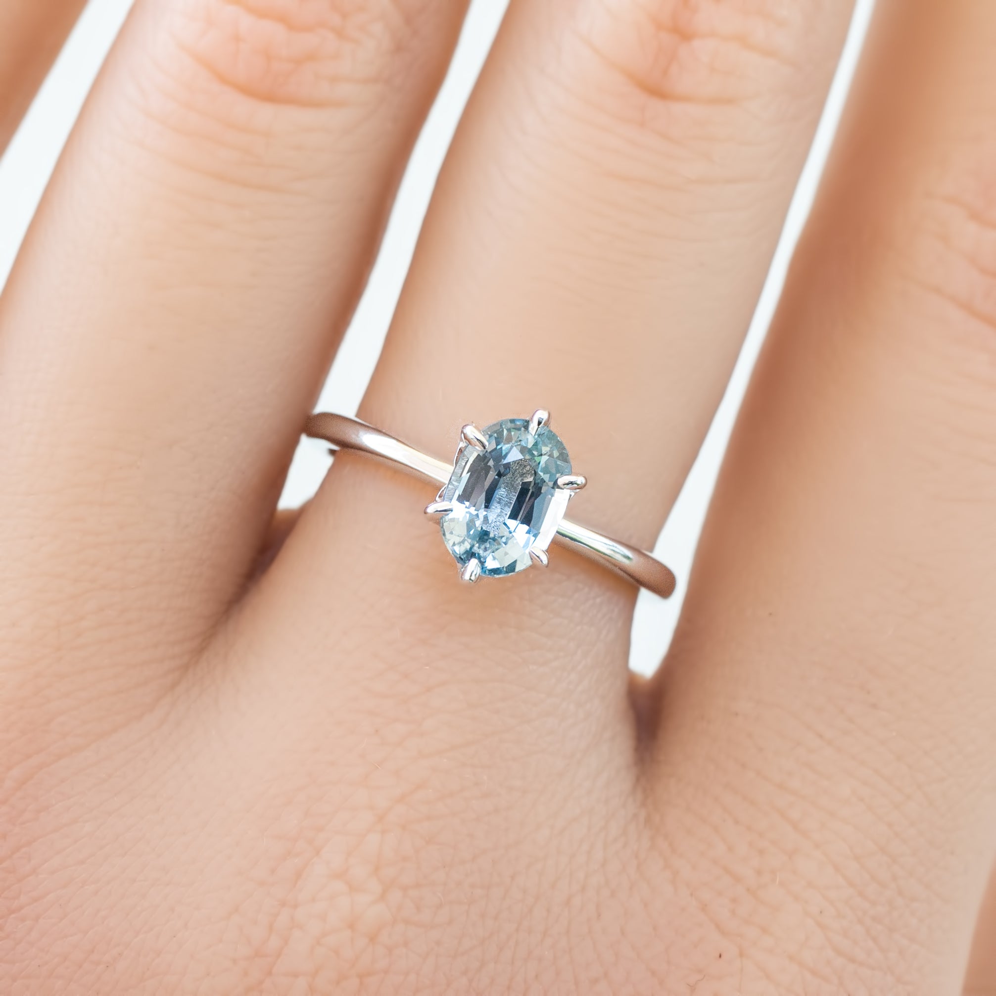 【一点物】フローリンリング ・1.37ct・非加熱ライトブルーサファイア・K14WG