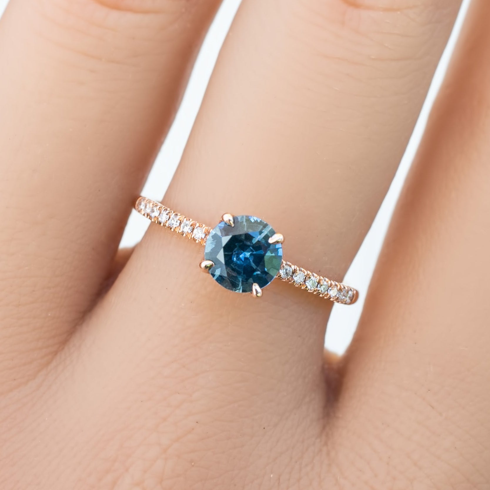Maria Ring, 0.88ct Montana Sapphire