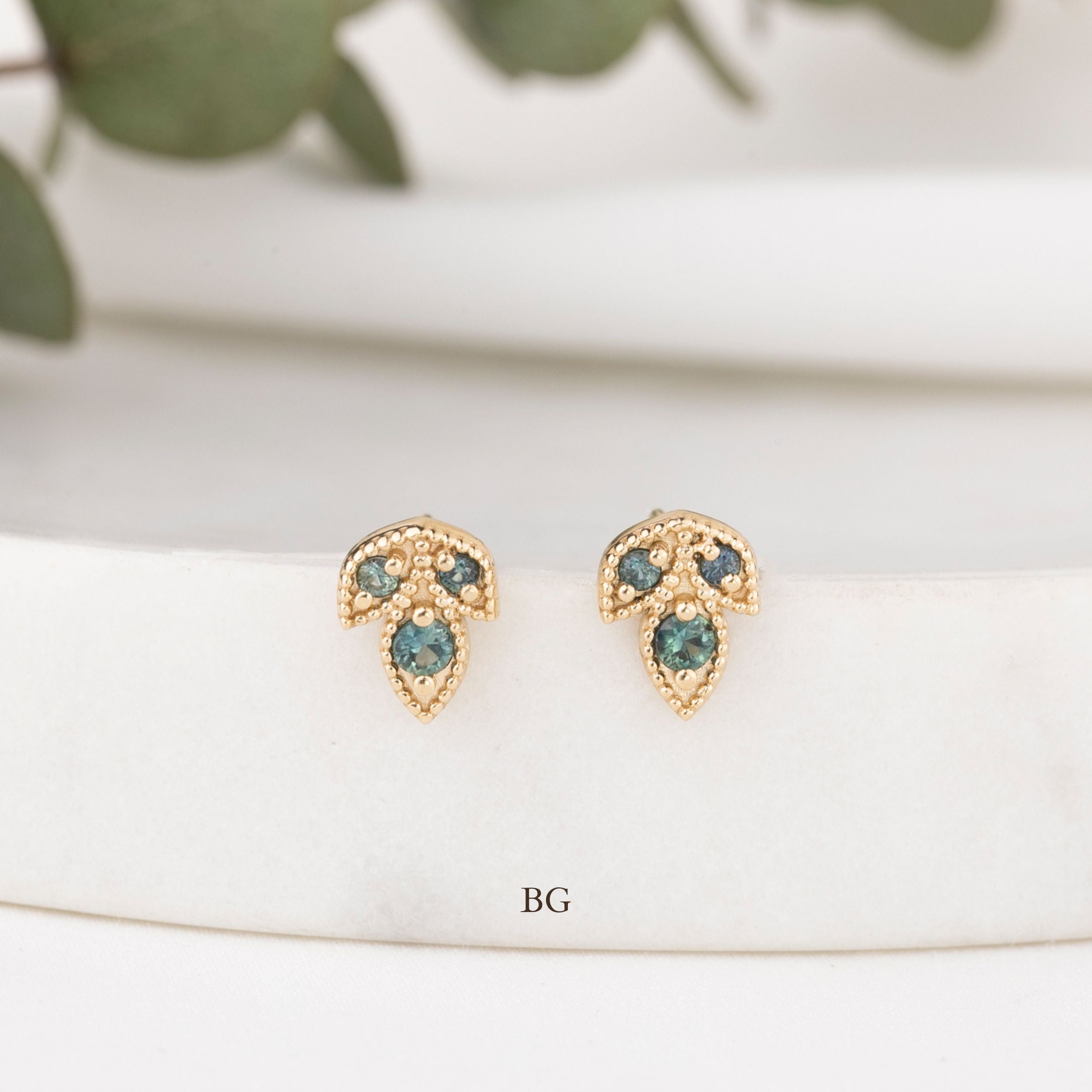 Leaf Montana Sapphire Stud Earrings