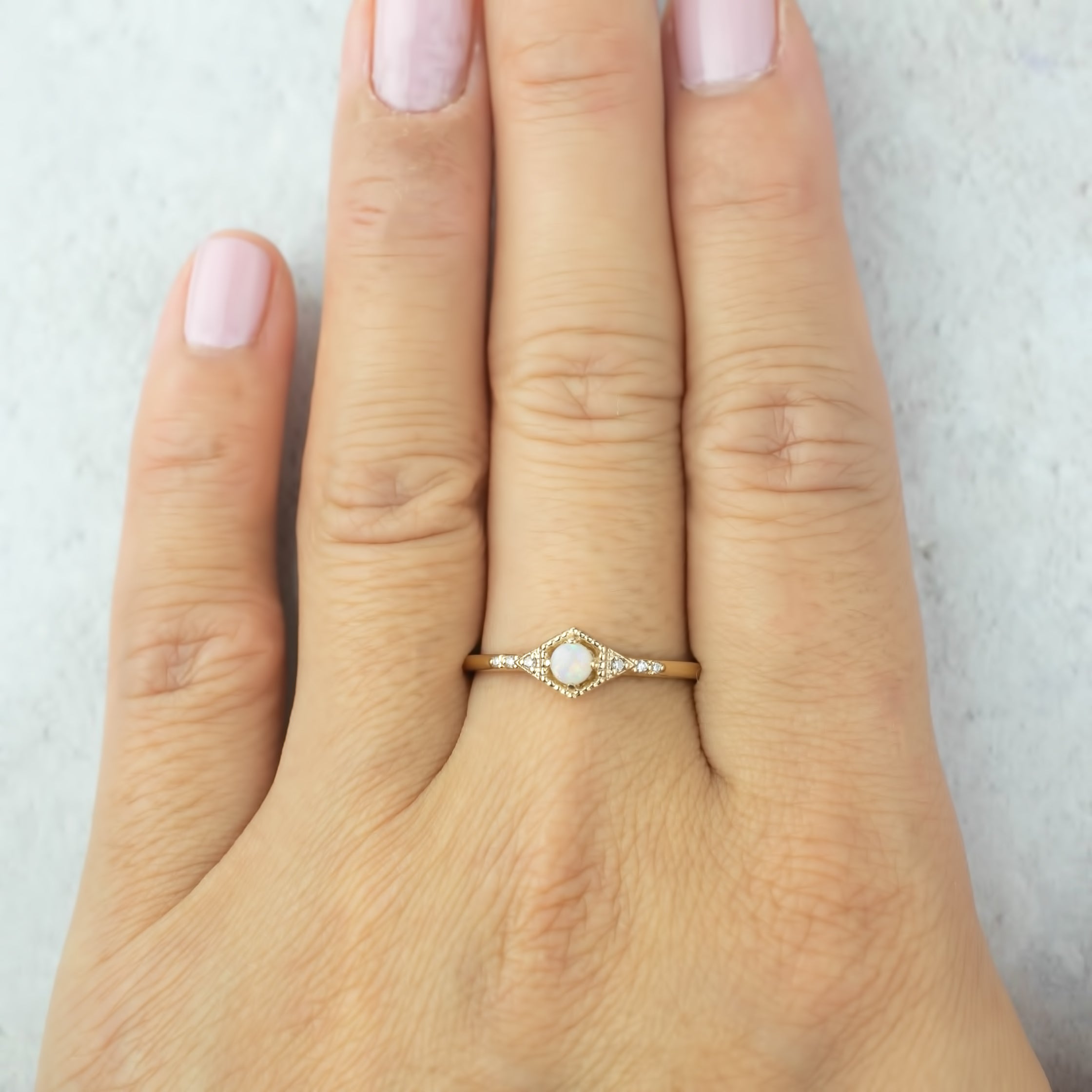 ヘキサゴンイザベルリング-オーストラリア産オパール