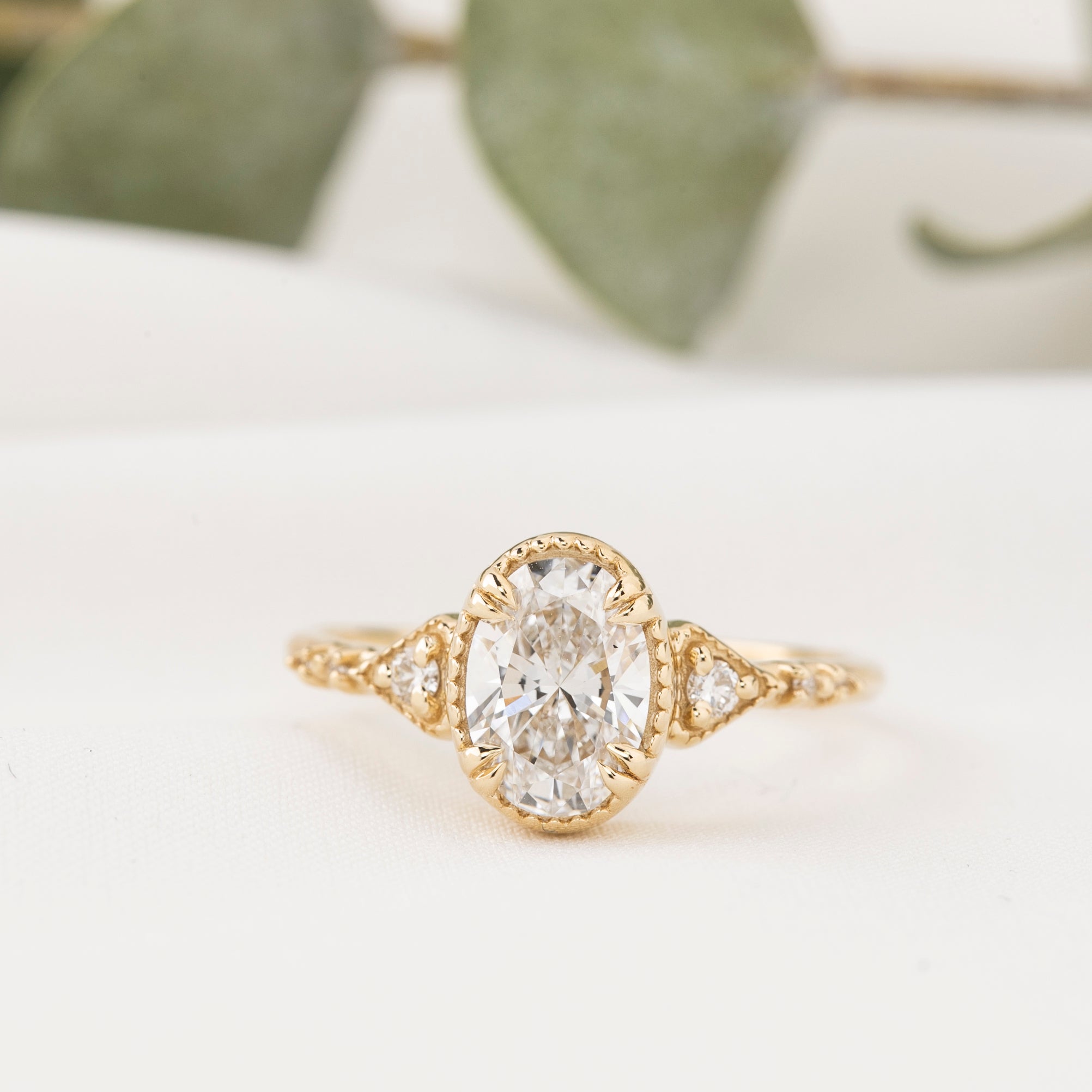 Agatha Oval Diamond Ring