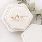 Agatha Oval Diamond Ring