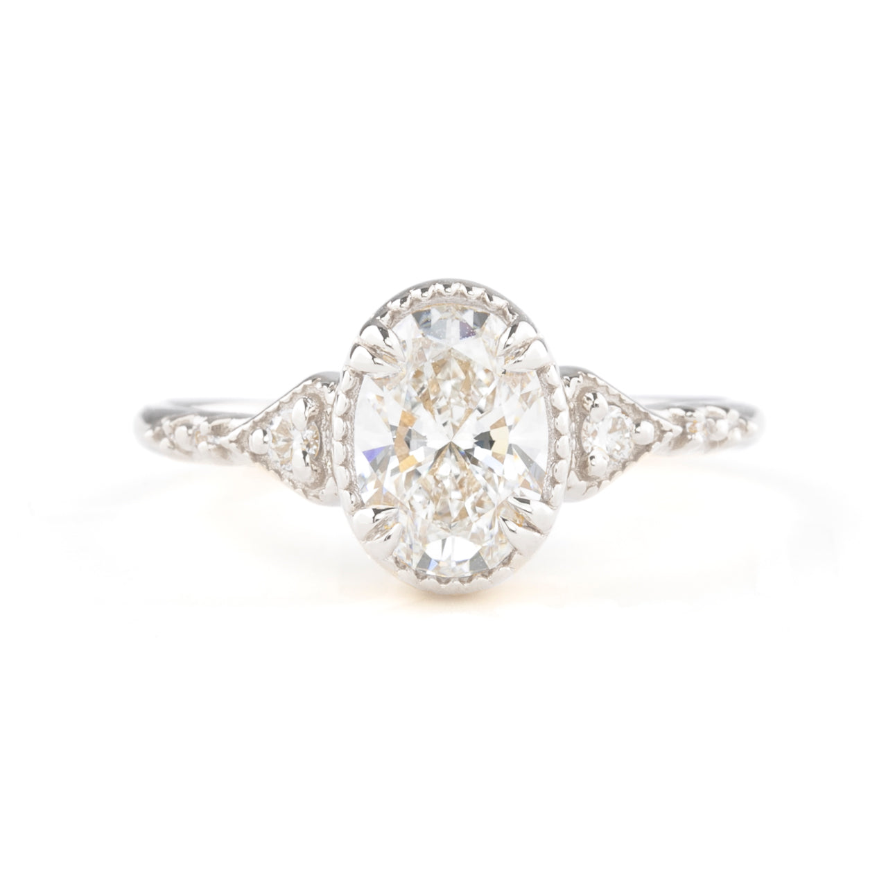 Agatha Oval Diamond Ring
