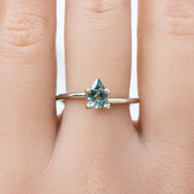 0.72ct Pear Cut Aqua Mint Green Montana Sapphire