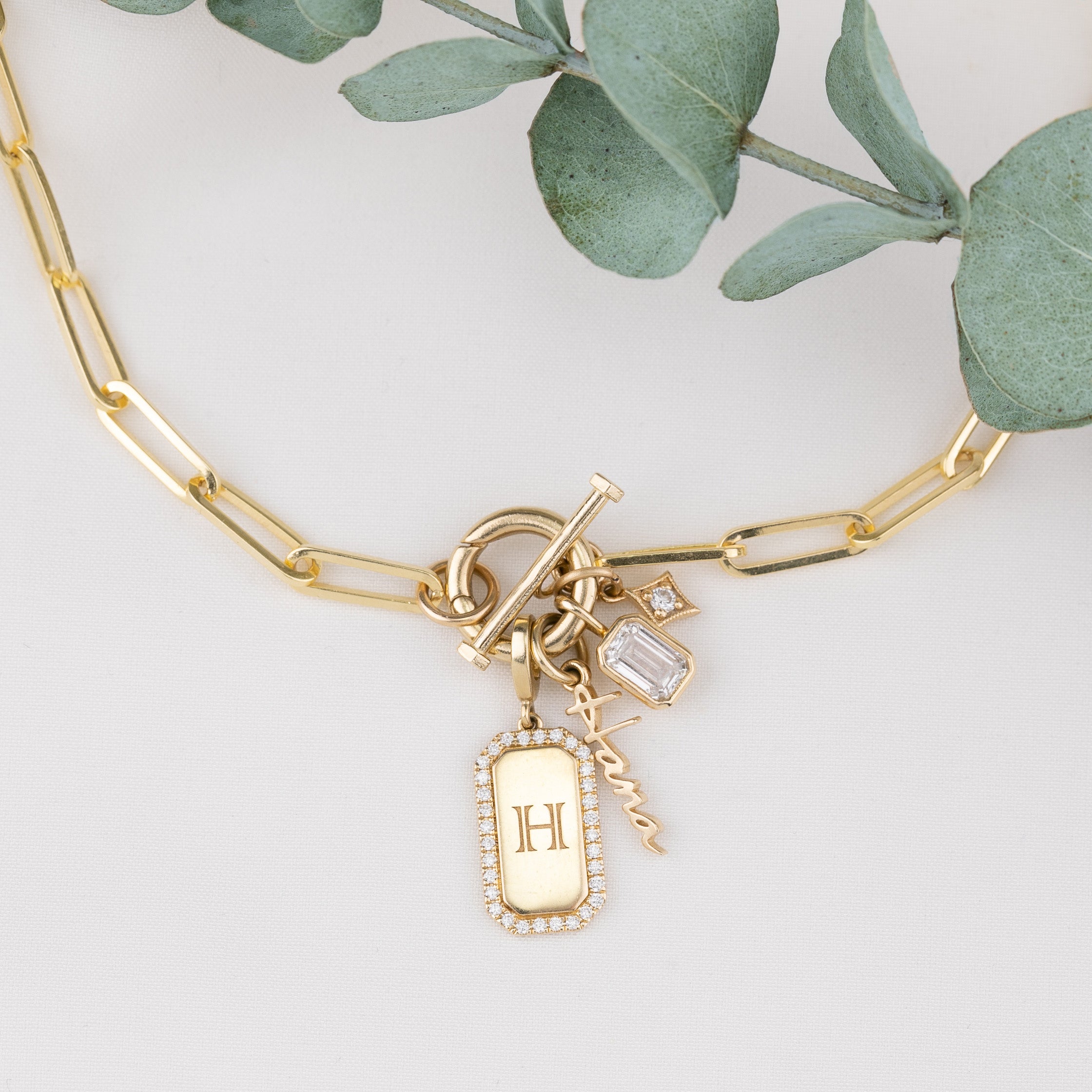 14K Gold 3.85mm Paperclip Toggle Charm Necklace with Hinged Bail