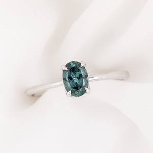 Sara Ring, 0.80ct Montana Sapphire, oval shape gemstone