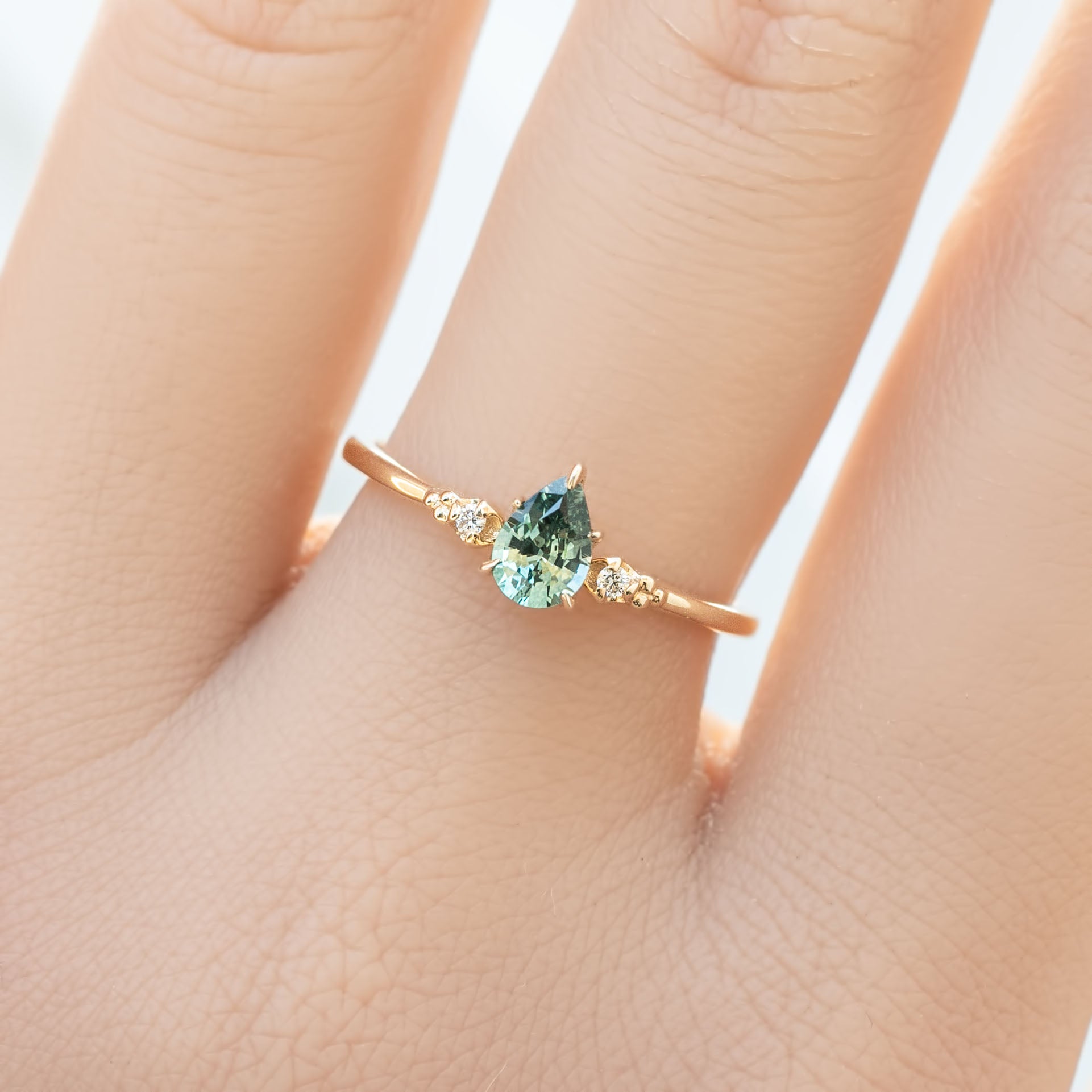 Estel Ring Green Montana Sapphire Ring