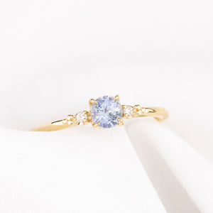 Estel Ring, 0.40-0.50ct Ceylon Sapphire