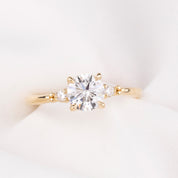 Estel Ring, 0.83ct Lab Diamond | IGI Certified