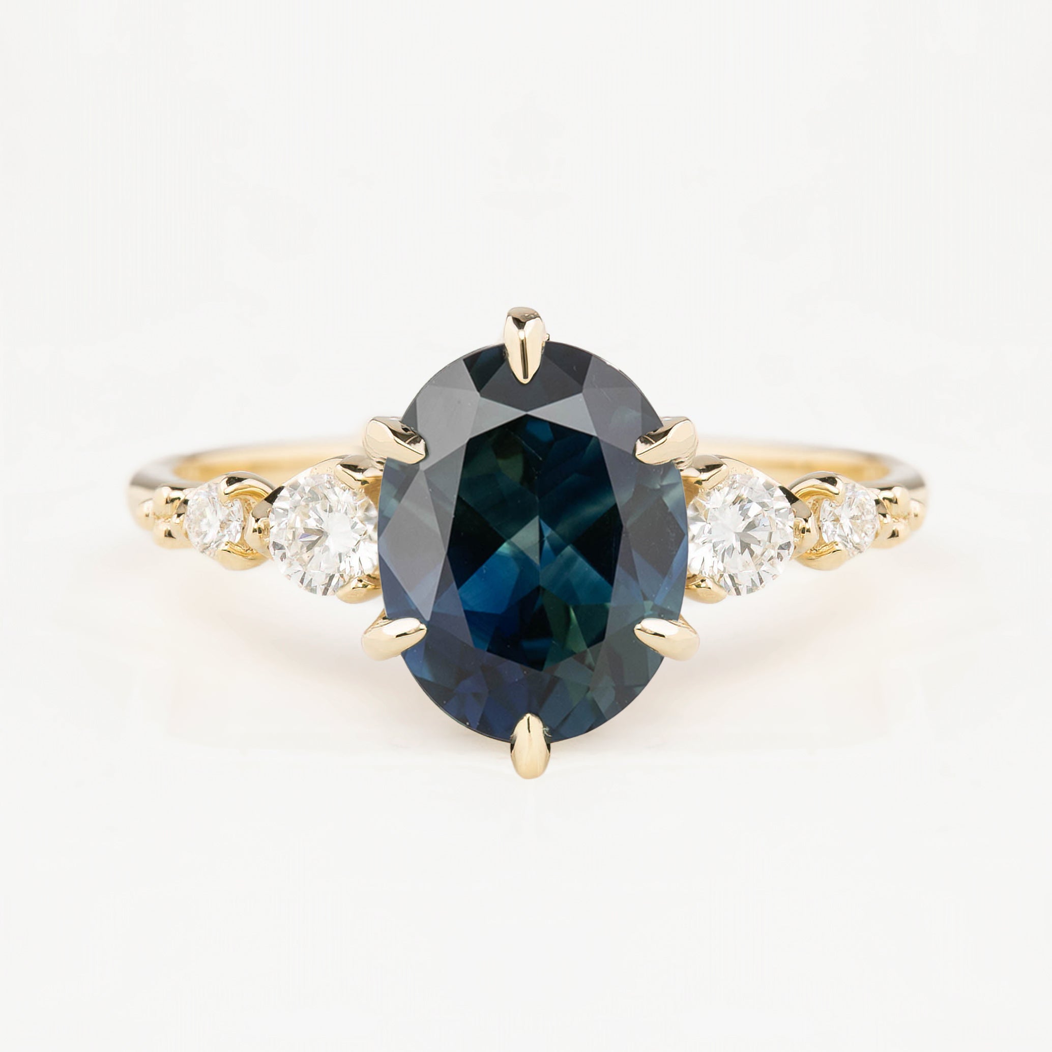 Estel Fleur Grand Setting (Oval cut)