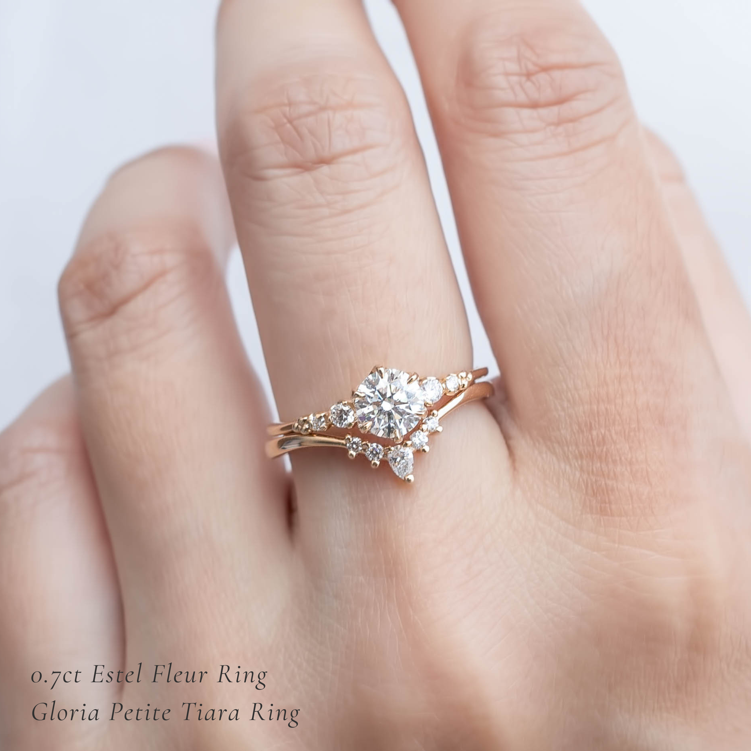 Estel Fleur Six Prongs Ring, Round Brilliant Cut Diamond