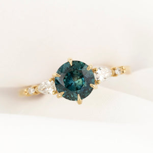 Estel Fleur Petal Ring, 1.32ct Montana Sapphire