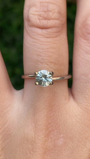 0.91ct Round Cut Light Green Montana Sapphire SR523