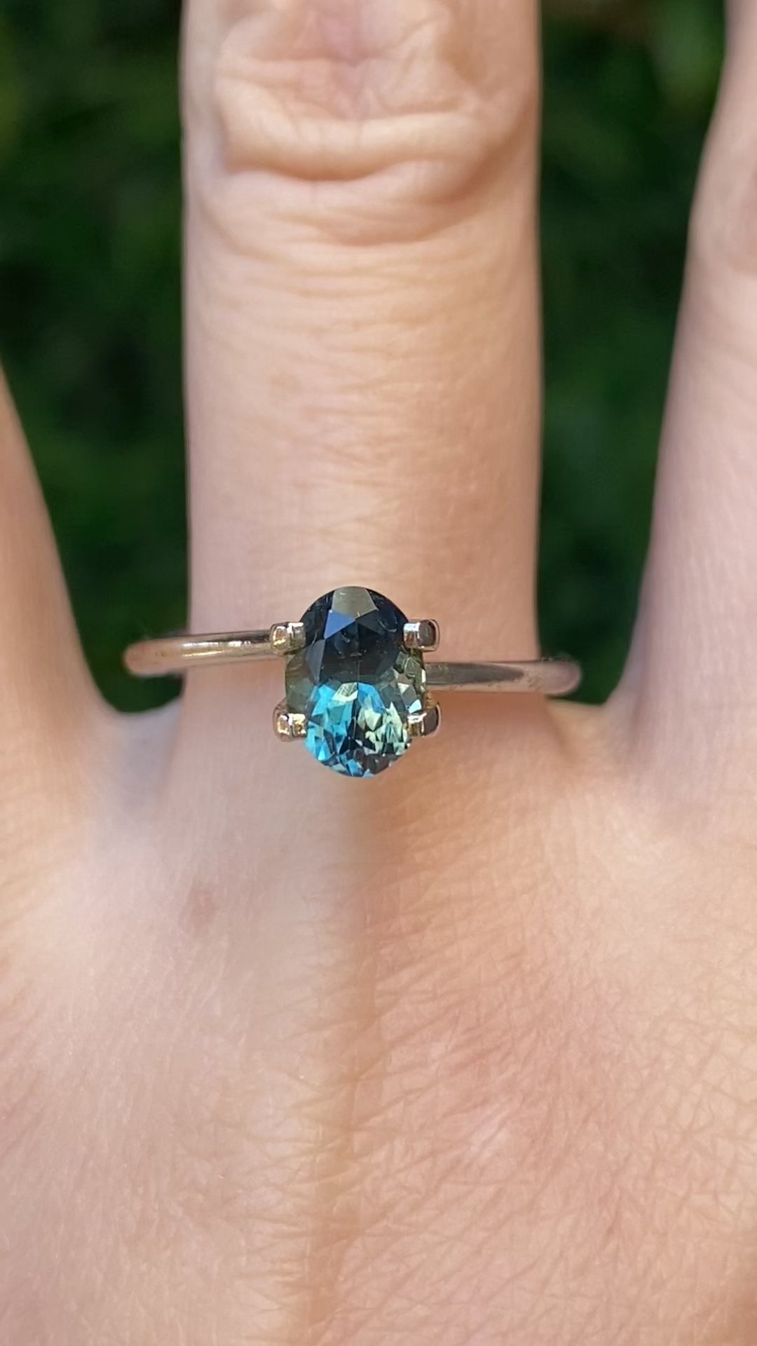 1.45ct Oval Cut Green Montana Sapphire SO684