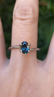 1.03ct Oval Cut Teal Blue Montana Sapphire SO742