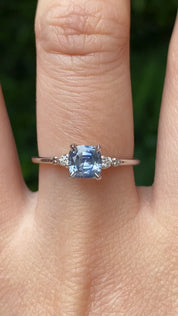 【一点物】エステルリング ・0.91ct・加熱モンタナ産ブルーサファイア・K14WG