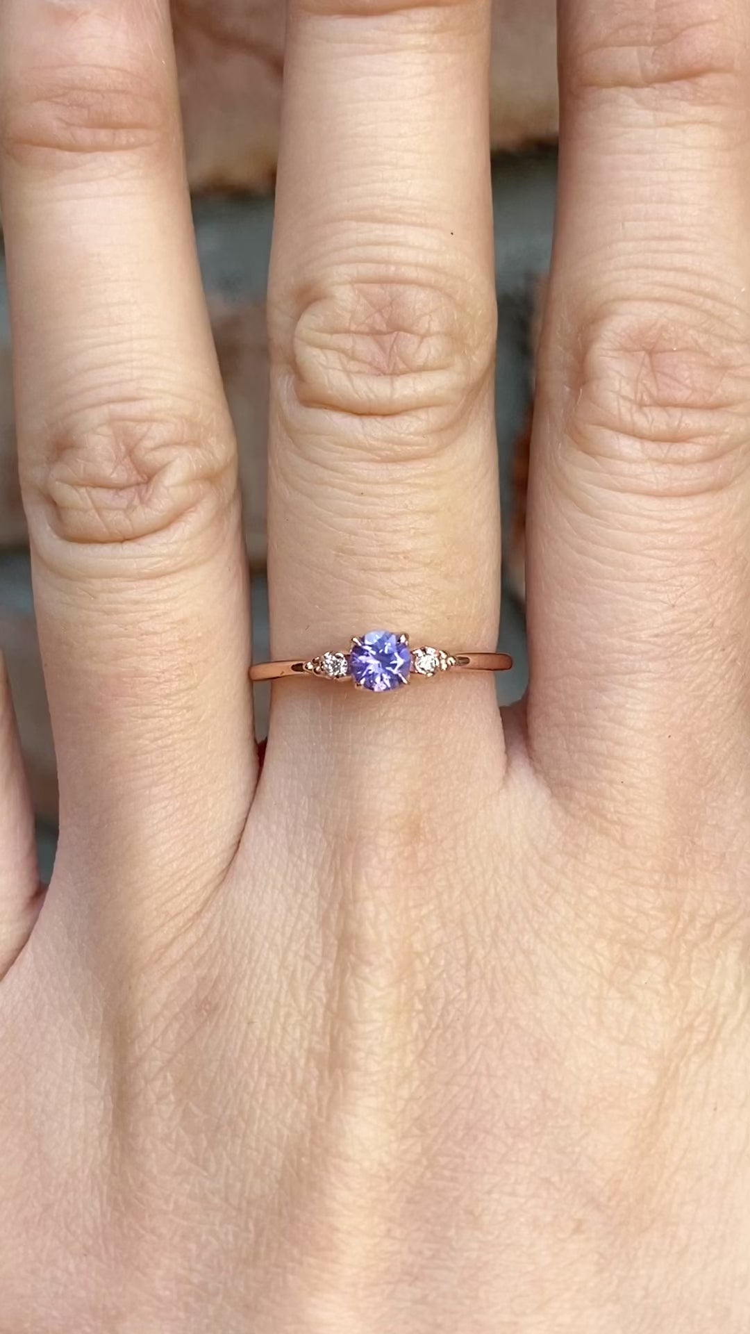 Estel Ring, 0.35ct Umba Sapphire