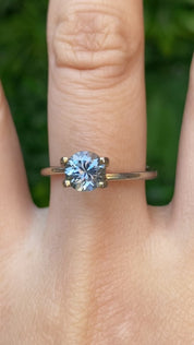 1.23ct Round Cut Light Blue Montana Sapphire Sapphire SR460