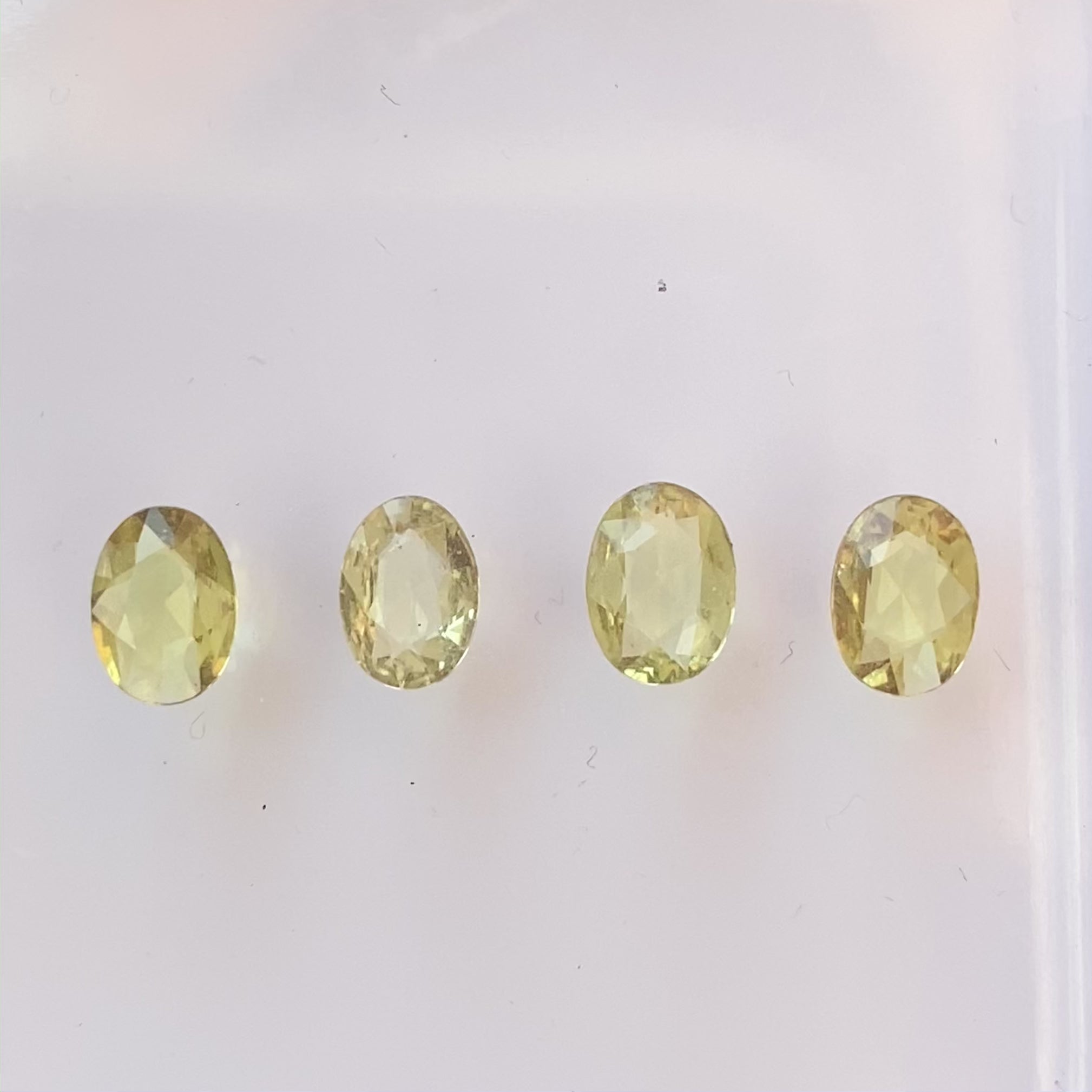 【一点物】ヴィクトリアリング ・0.91ct・加熱セイロン産ライトブルーサファイア・K14YG