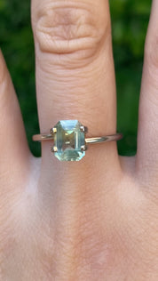 1.95ct Emerald Cut Green Montana Sapphire Sapphire SF562