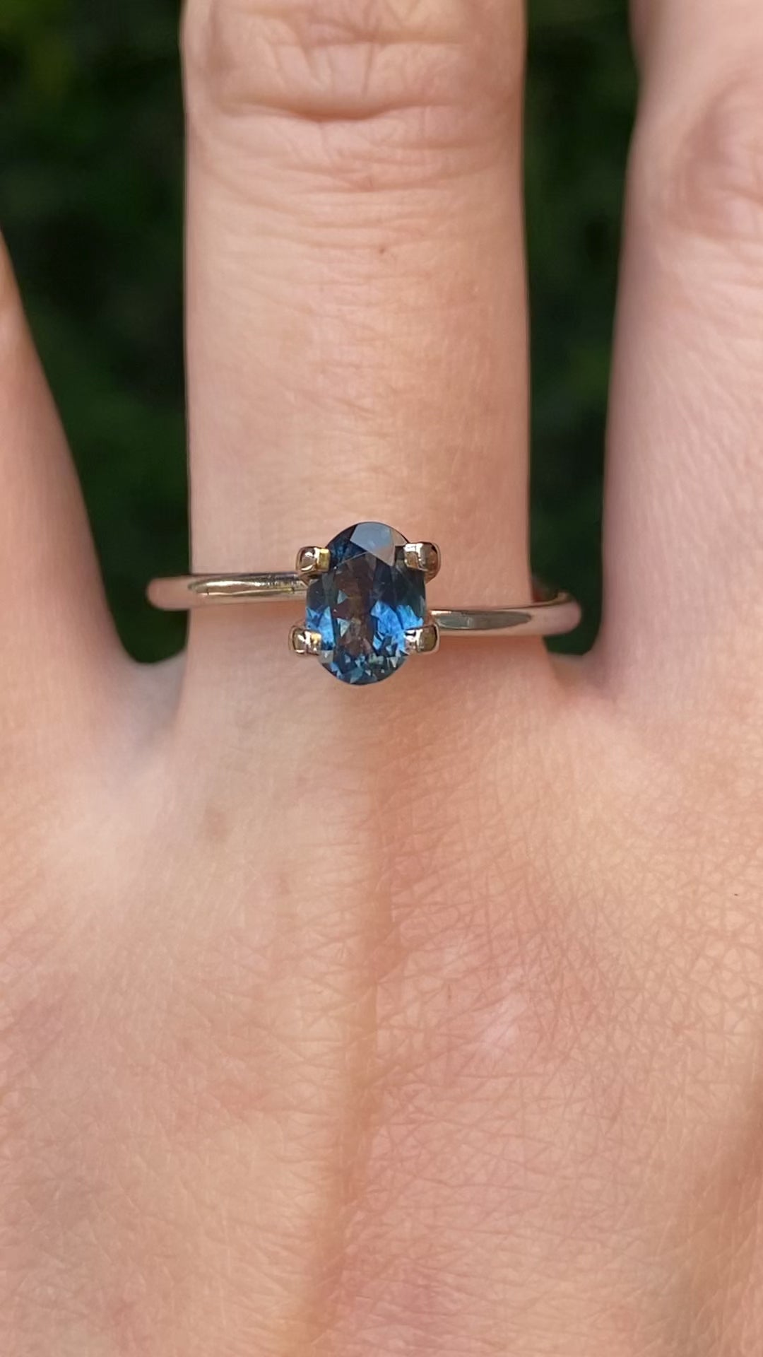 0.89ct Oval Cut Teal Blue Montana Sapphire SO699