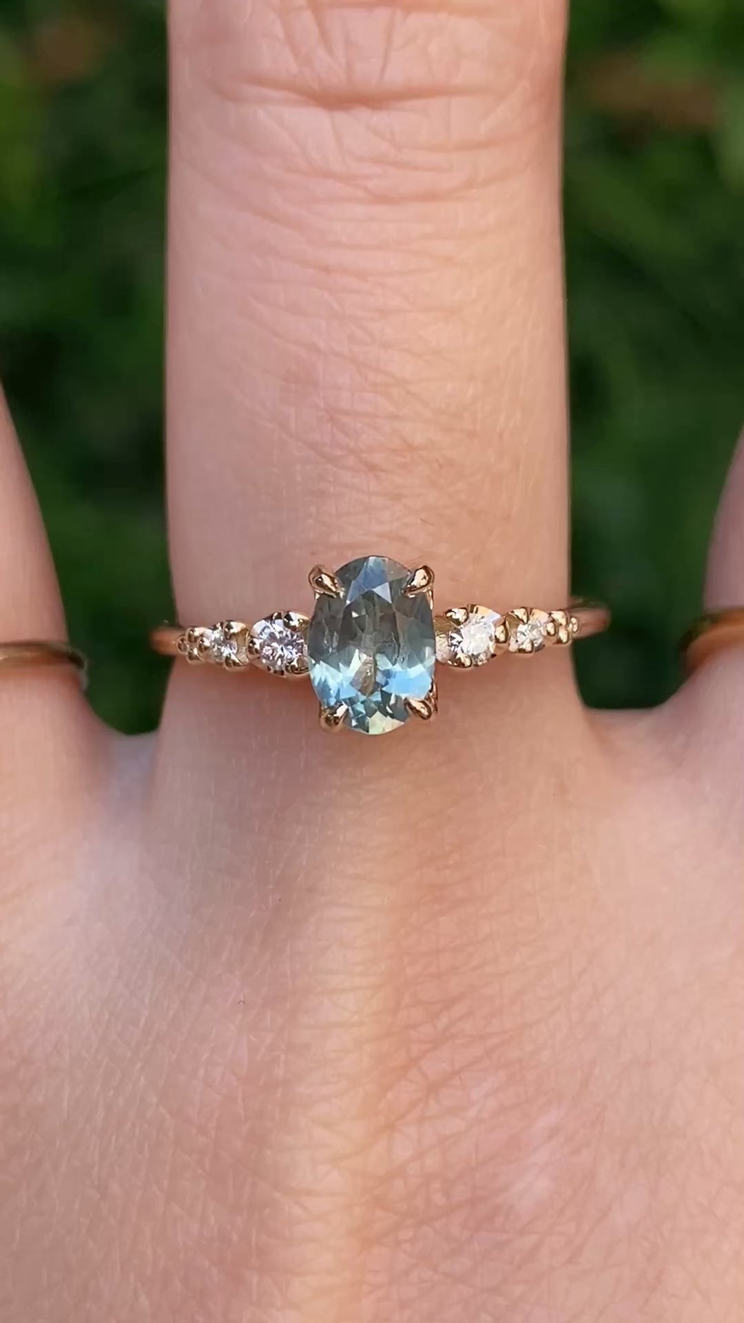 【一点物】エステルリュクスリング ・1.04ct・加熱モンタナ産ライトグリーンサファイア・K14YG
