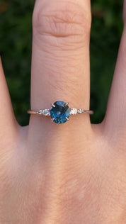 Estel Ring, 0.80ct Montana Sapphire