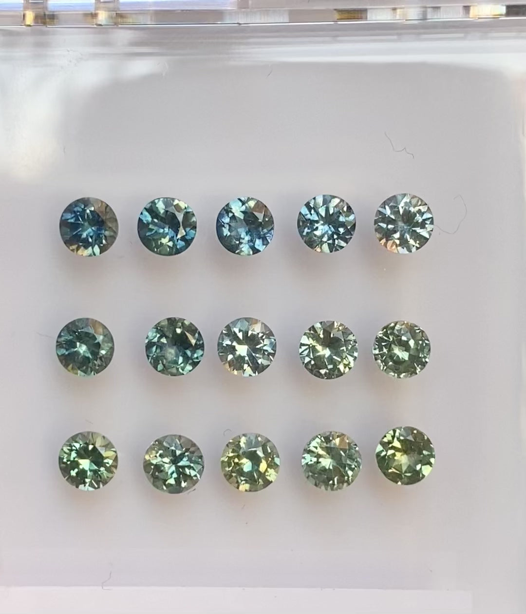 Various 0.40-0.50ct 4.5mm Montana sapphires in blue, green, blue green