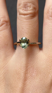 1.48ct オーバルカット パルティグリーンイエロー サファイア モンタナ産 SO440