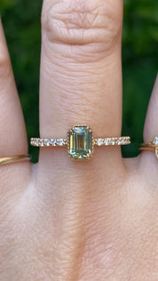 Maya Ring, 1.03ct Green Montana Sapphire
