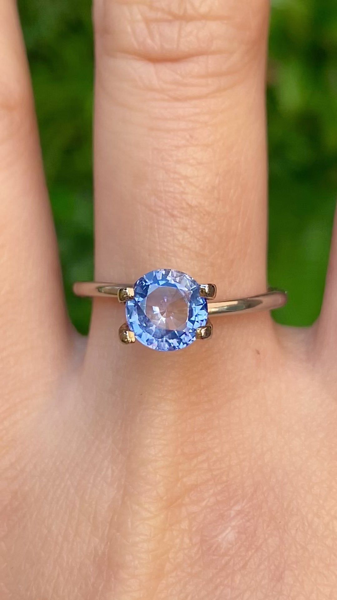 1.84ct ラウンドカット ブルーサファイア スリランカ産 SR227