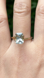 2.11ct アクアマリン 非加熱